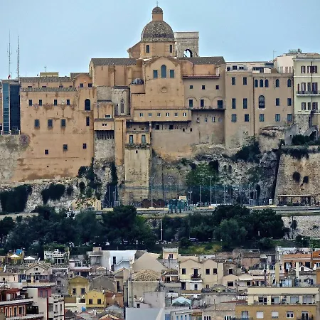 Collegio Apartment *